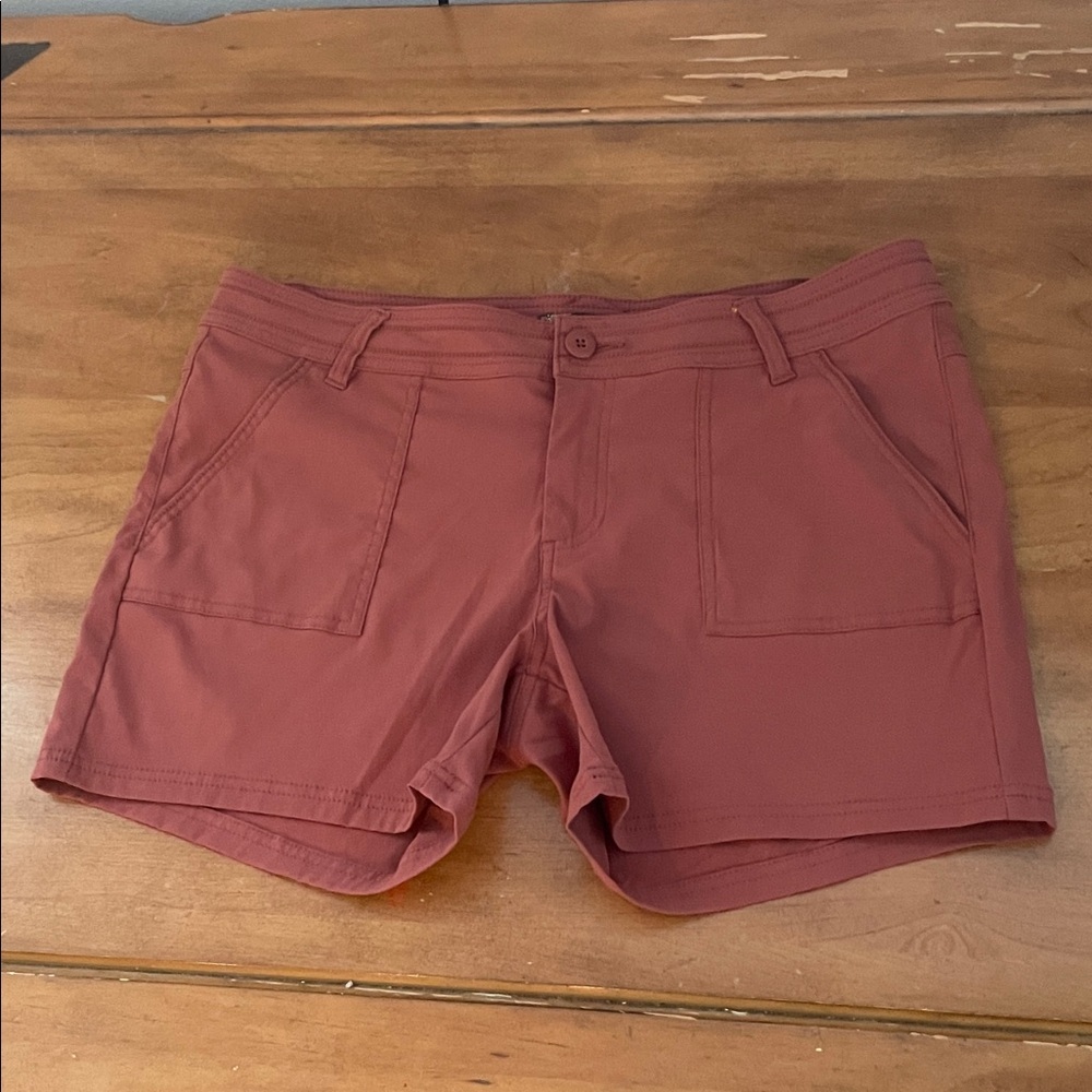Prana Women's Brick Red Shorts Size 14